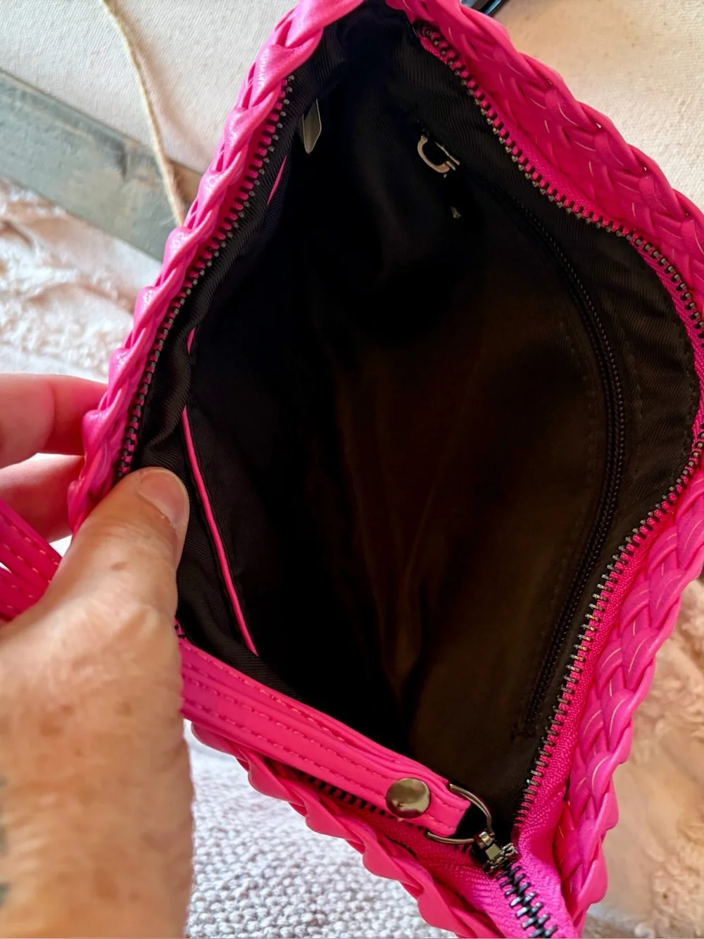 NWOT Woven Wristlet Clutch - Hot Pink - Picture 3 of 3